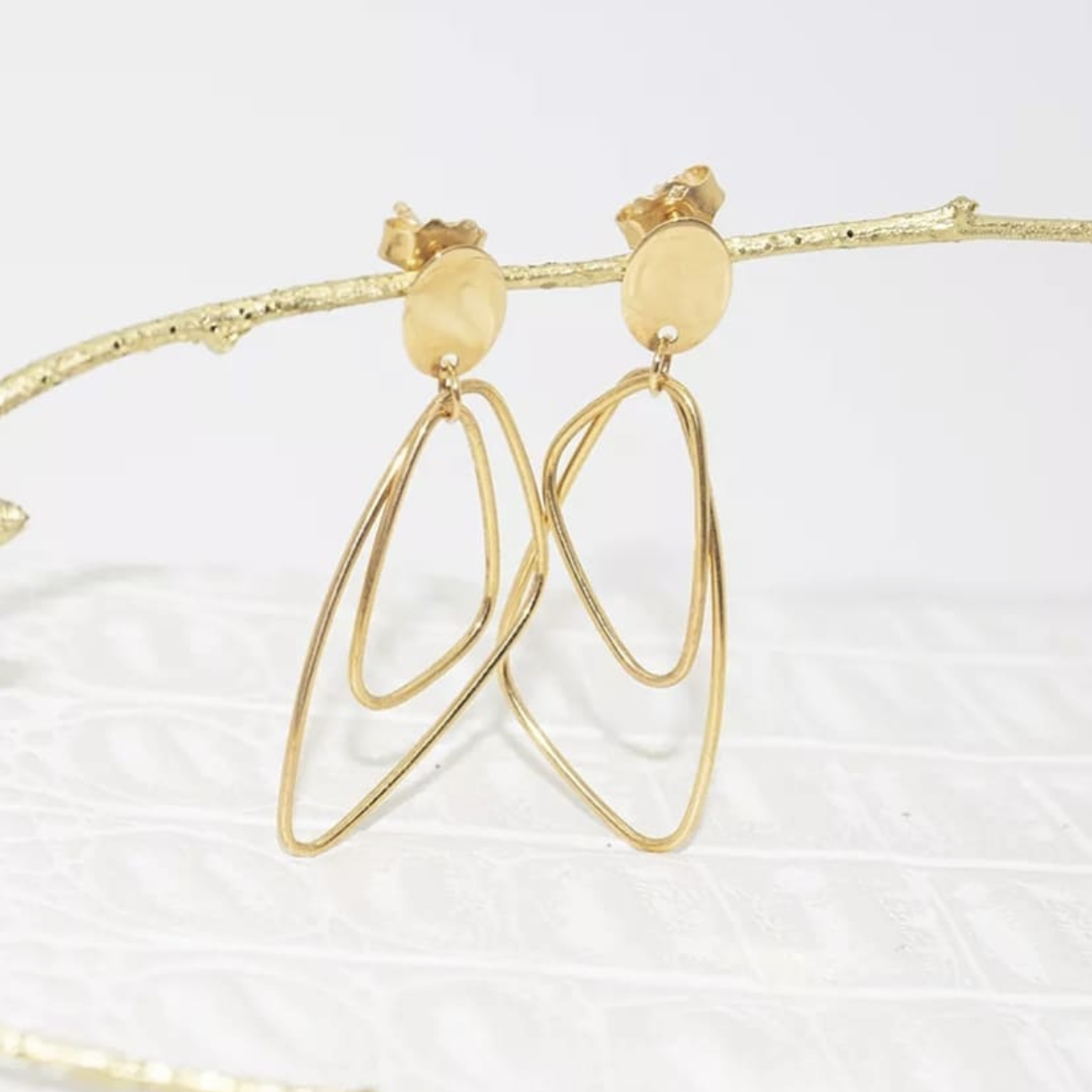 Boucles d'oreilles en or jaune aérienne