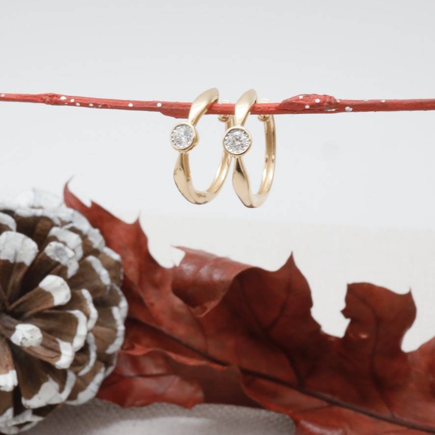 Créoles or jaune 18 carats et diamants 