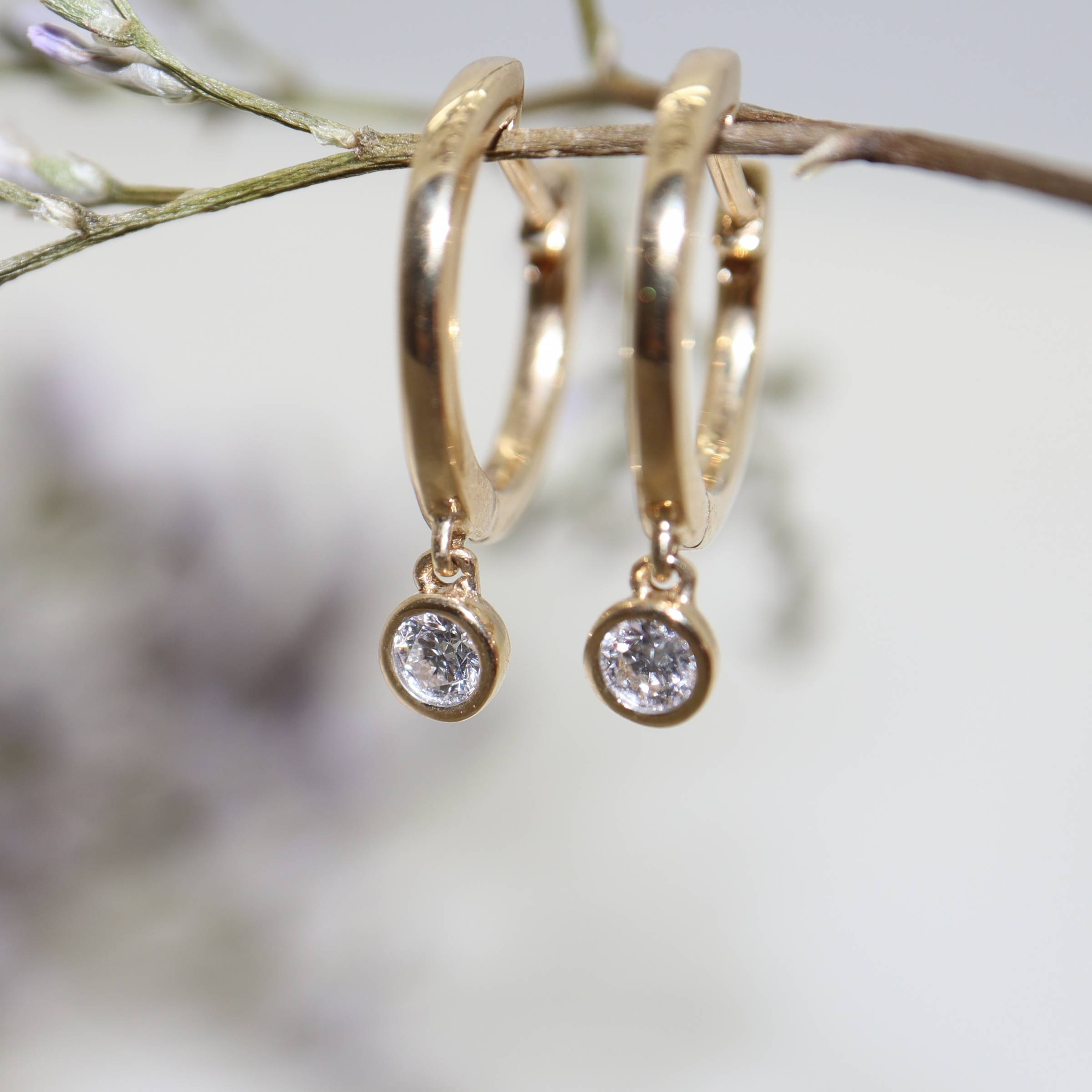 Créoles avec des diamants étincelants bijouterie artisanale Bordeaux