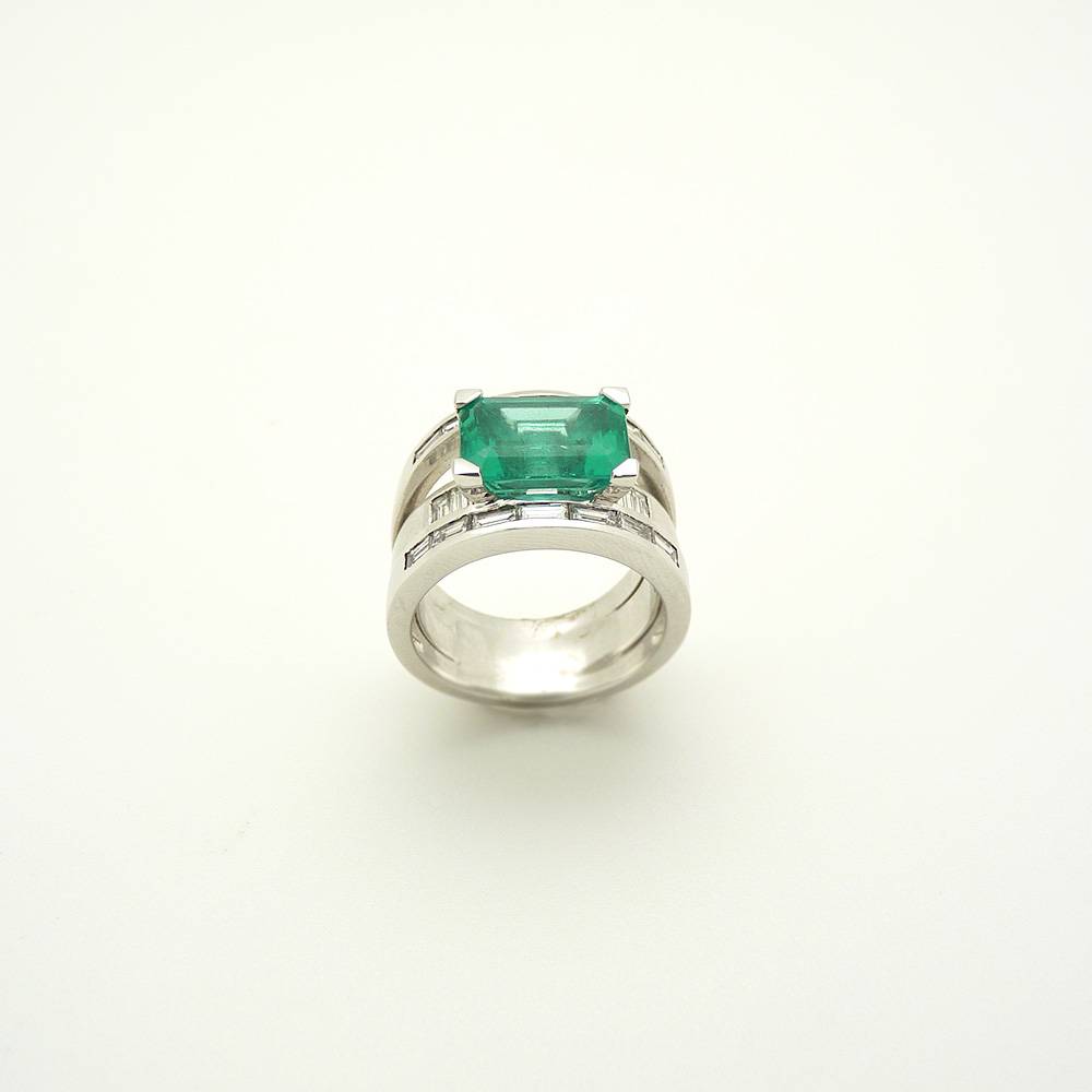 Bague Or Blanc 18 Carats - Tourmaline Grise Et Diamants Baguette - Neuf Avec étiquettes