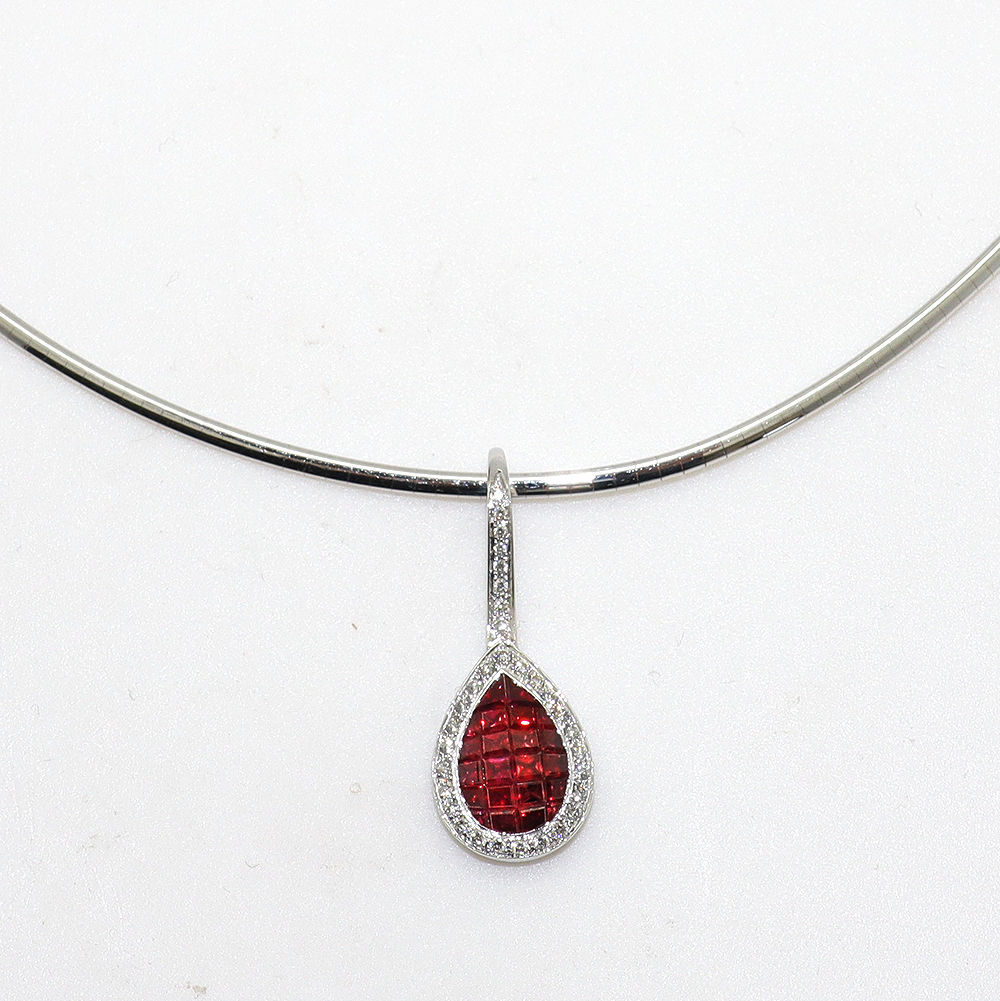 Pendentif rubis et diamants, serti invisible - artisan joaillier Bordeaux