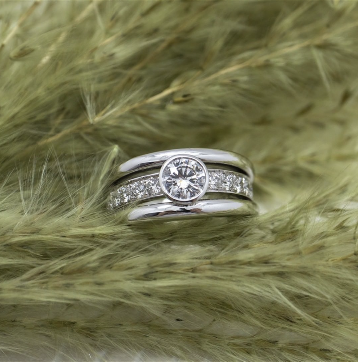 Bague femme or blanc diamants multirangs